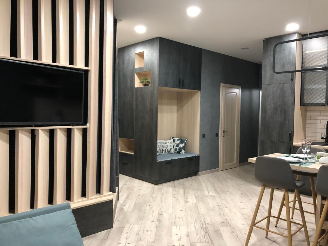 Luxury Loft Apartments Odessa Exterior photo
