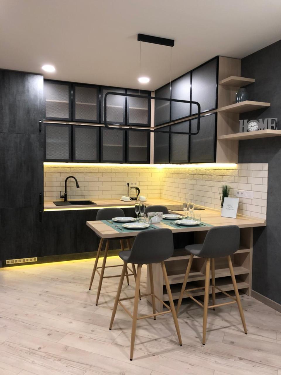 Luxury Loft Apartments Odessa Exterior photo